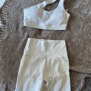 One shoulder sports bra & biker shorts SET